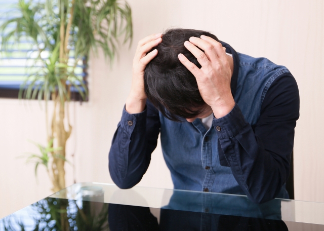 アフィリエイトはオワコンと落ち込む